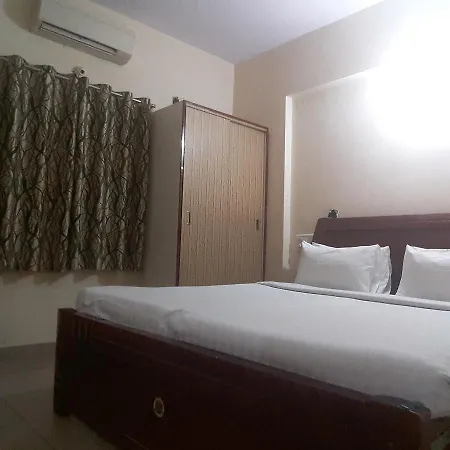 Rajmahal Comfort Hotel